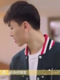 董浩然还叫刘问为问姐,众人心急,快改口叫宝宝吧