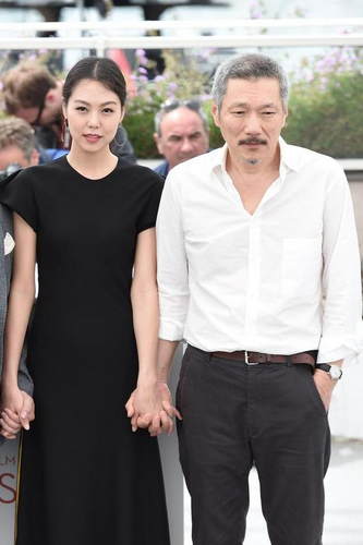 金敏喜扶正受阻碍?曝洪尚秀离婚调解败诉