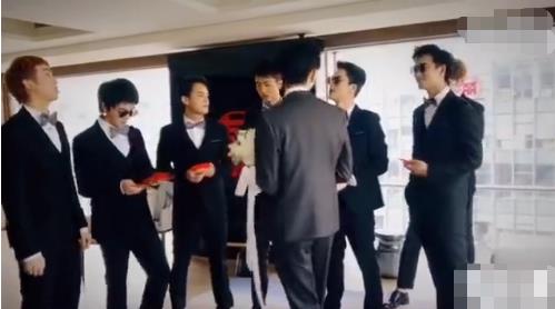 左立大婚!华晨宇、欧豪、白举纲组快男伴郎团亮相