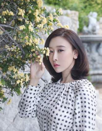 女星毛俊杰发文斥海关工作人员 遭调取监控后发现其说谎