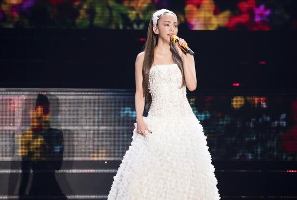 演艺生涯剩6天!安室奈美惠泪崩:我没有遗憾了